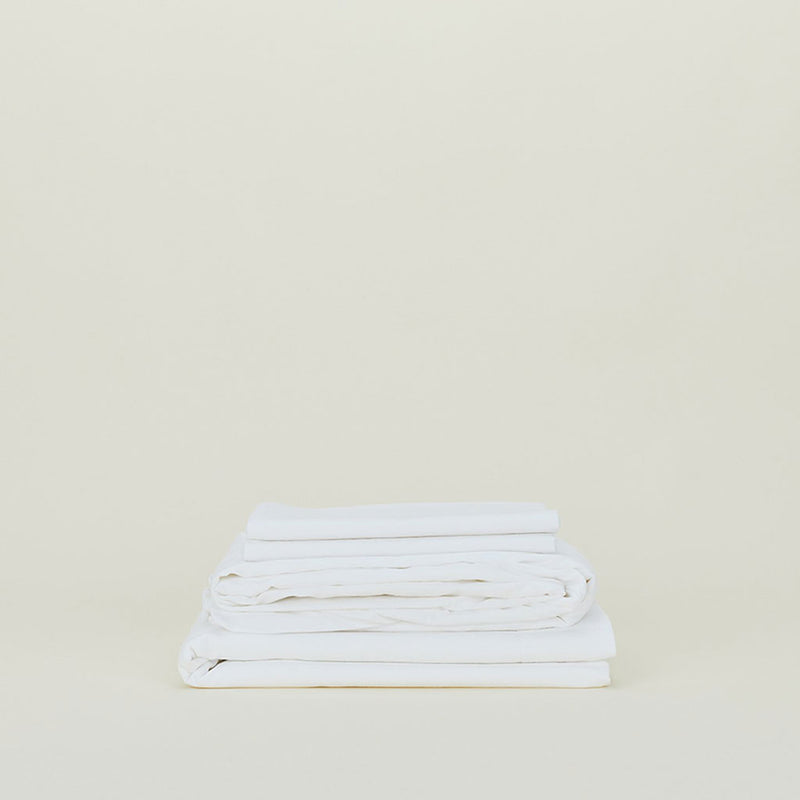 Hawkins, NY Essential Percale Sheet Set White
