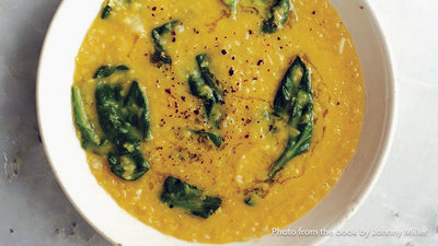 Simple Red Lentil Soup with Spinach, Lemon and Pepper