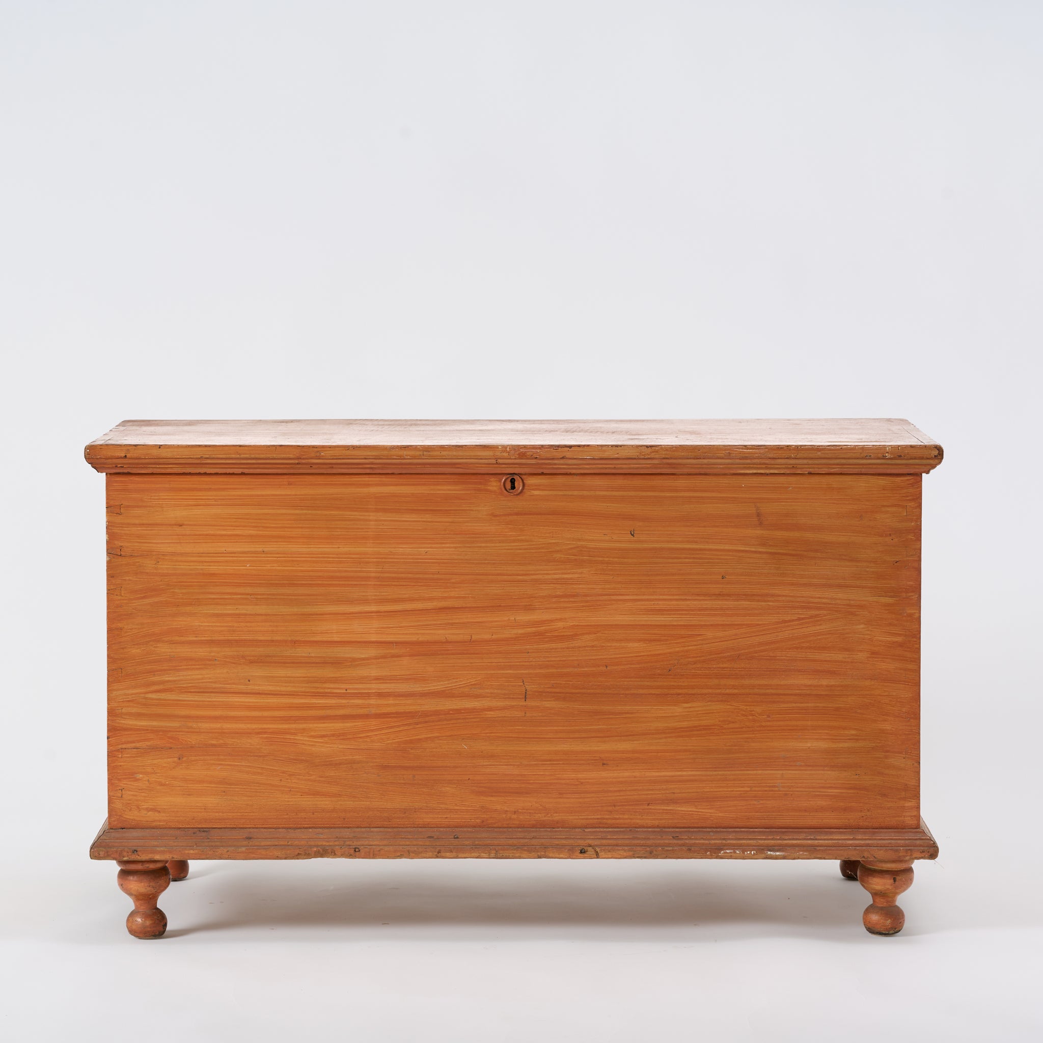 Grain Painted Blanket Box w/ Turned Feet