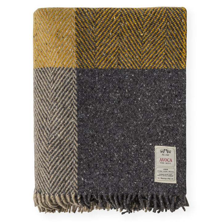 Heavy Donegal Throw in Peat