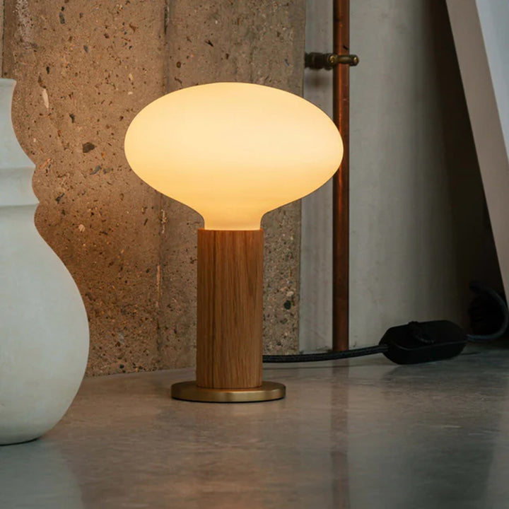 Oval 7W WoD 2000-2800K E26 Matte Porcelain US LED Bulb