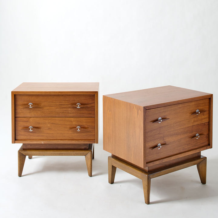 Vintage Pair Mid Century Modern Nightstands