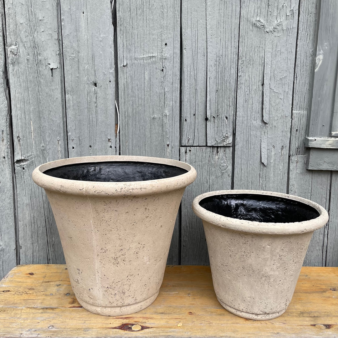 Lavastone Planter Andover Medium (22x19)