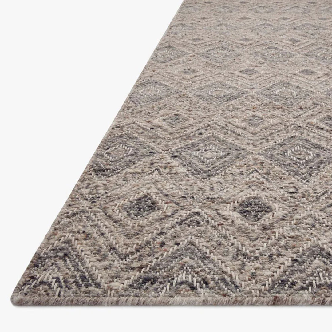 Raven Rug in Taupe/Grey 2.3x3.9