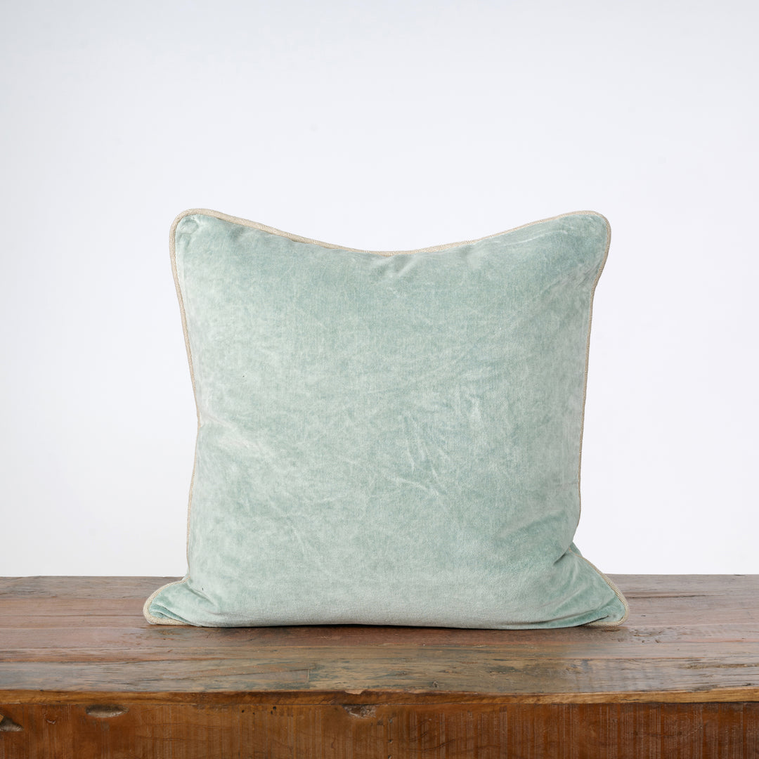 Heirloom Velvet Pillow in Green (18x18)