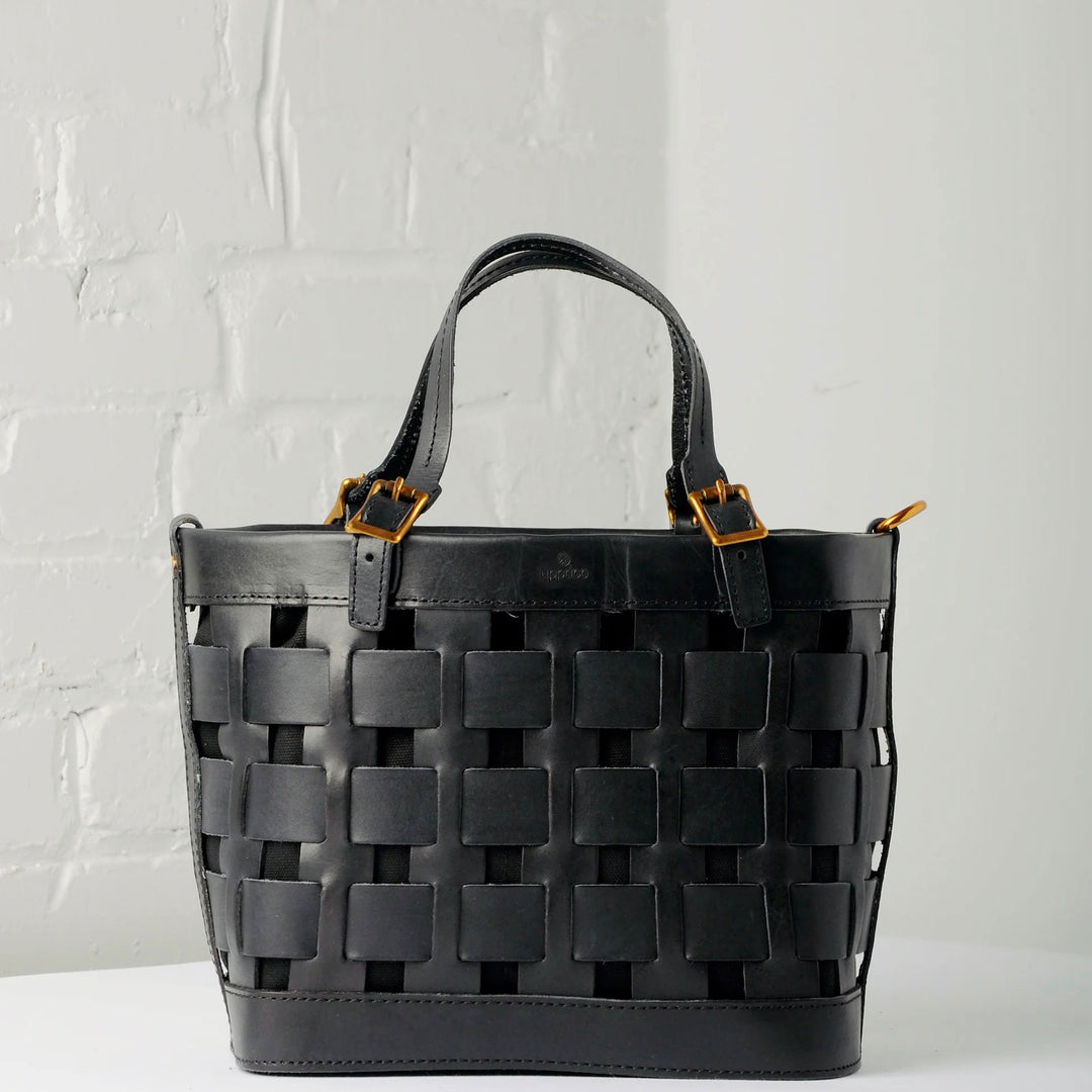 Venture Basket Leather Tote in Black