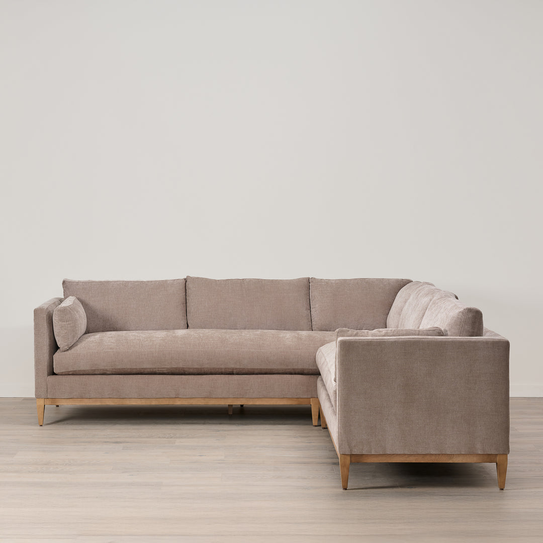 Leo Sectional in Heavy Duty Clouded Mushroom