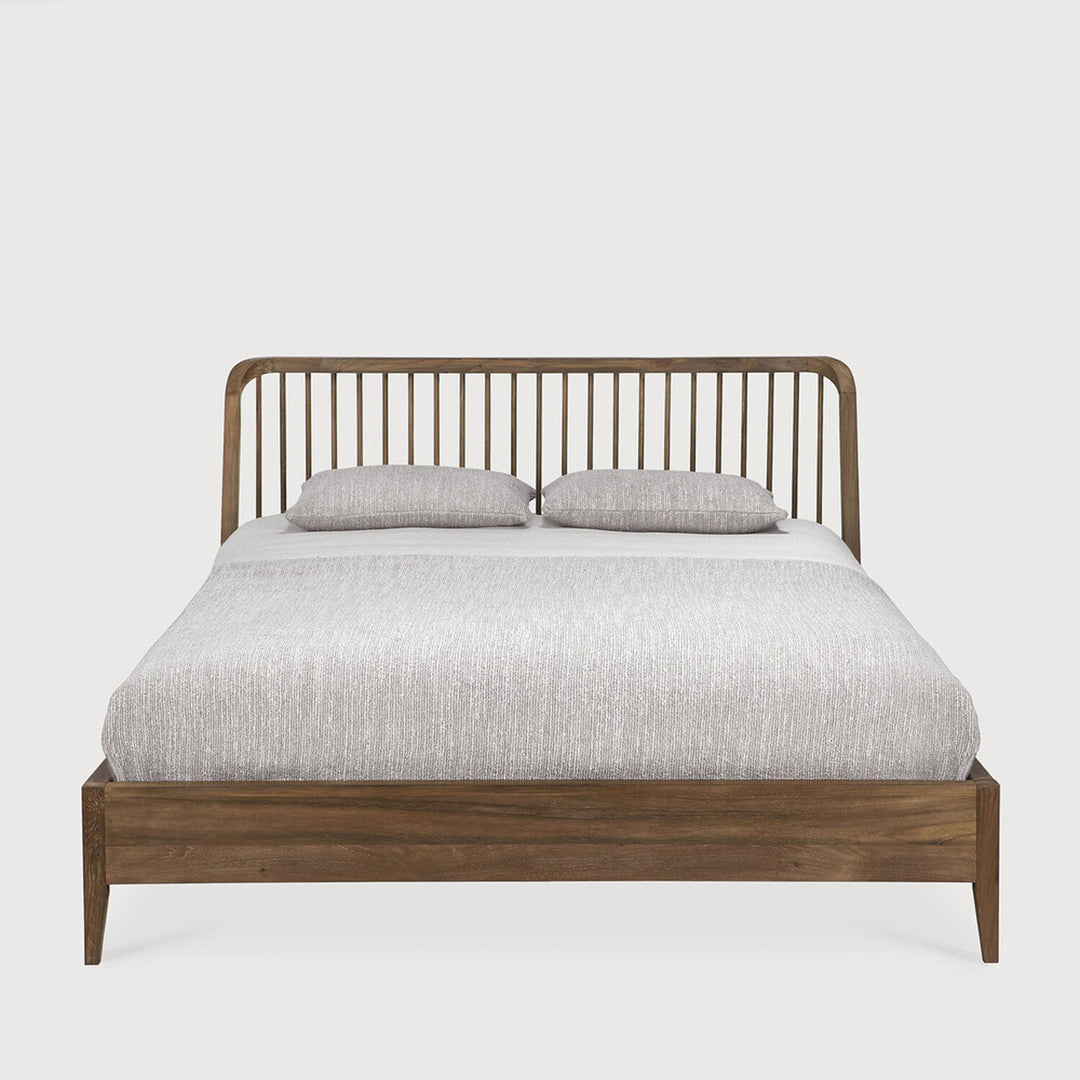 Spindle Bed by Ethnicraft