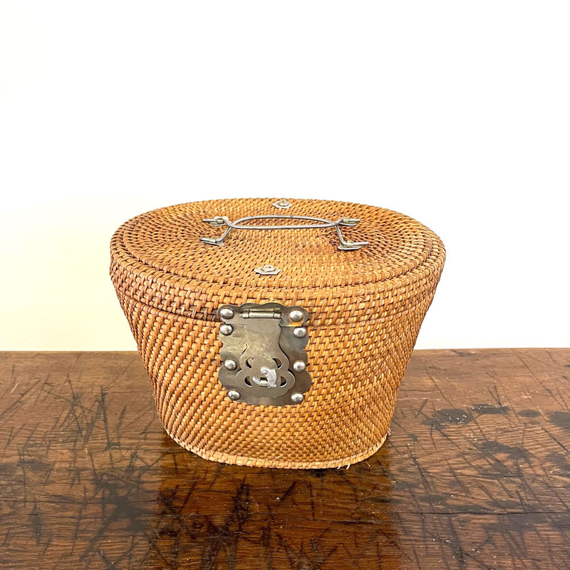 Vintage Tea Basket Purse