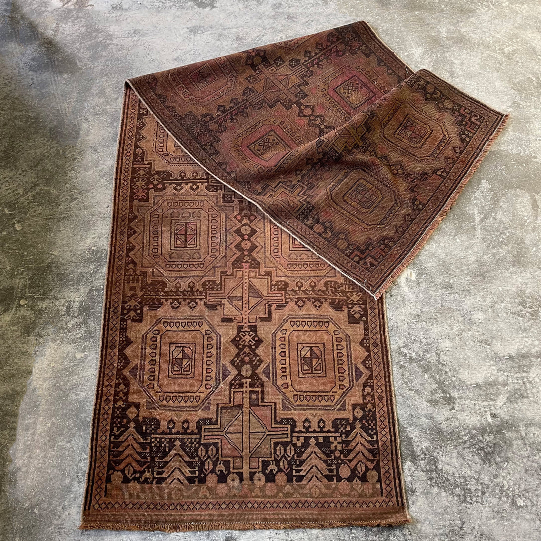 Vintage Rug Derbent UT 3.7 x 10.9