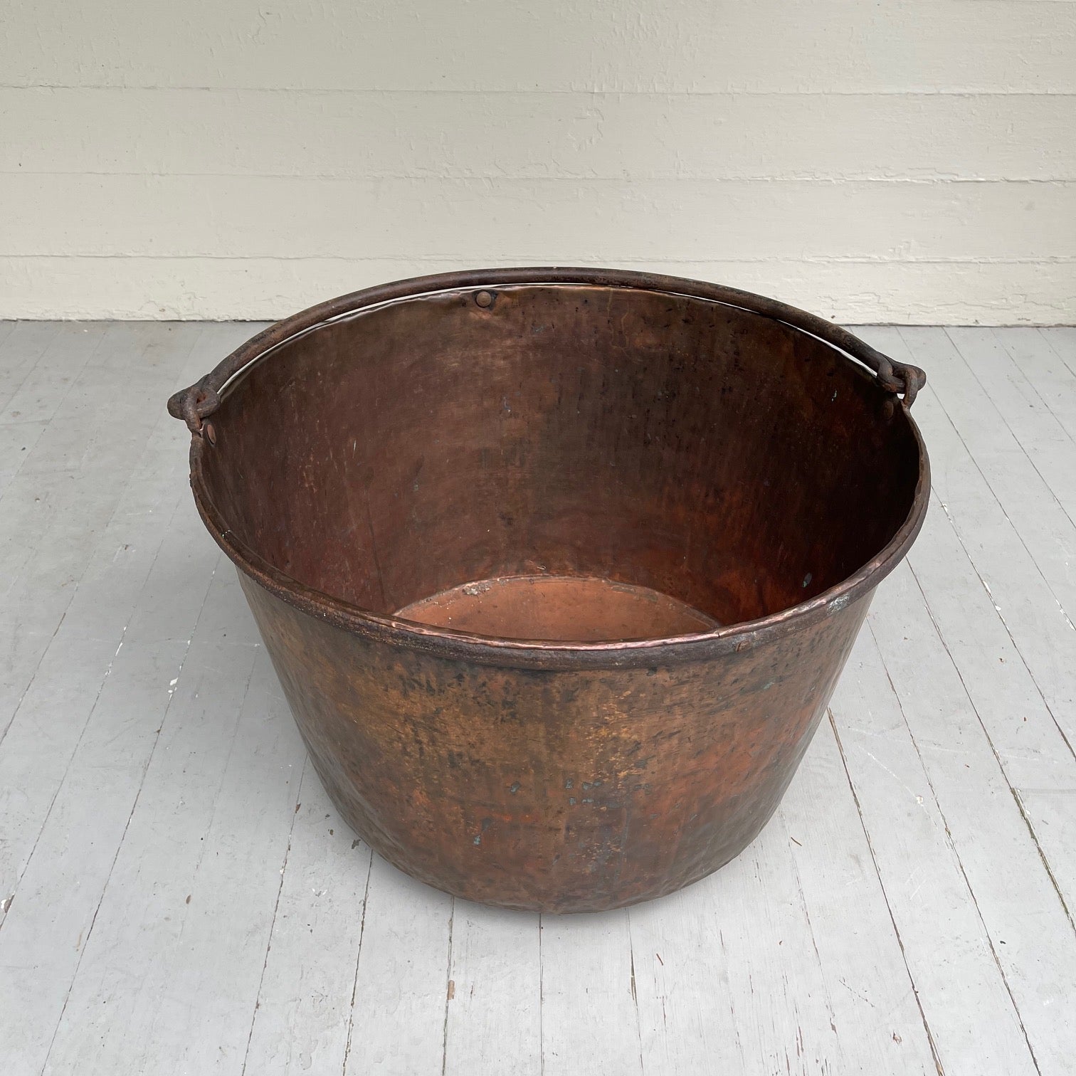 Newest Antique copper kettle heavy dovetailed seam