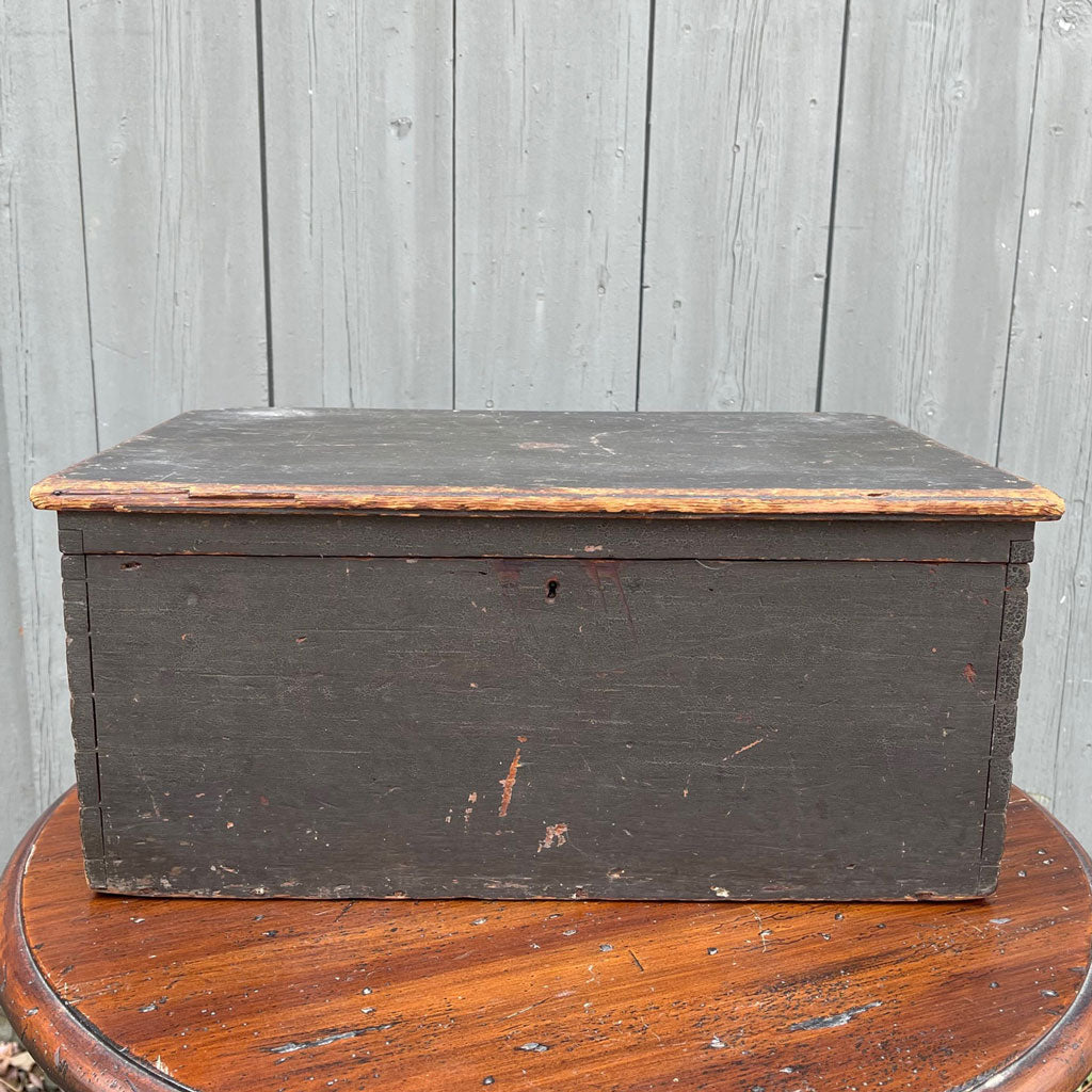 Vintage New Hampshire Painted Dovetail Box ca1850